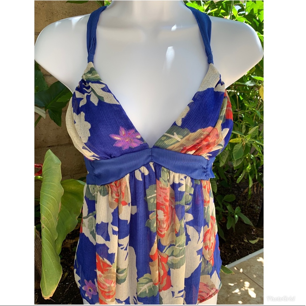 Abercrombie & Fitch Medium top